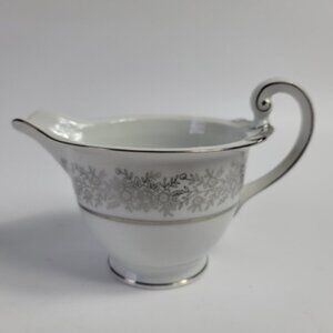 Seyei Brilliant Creamer 3208 White with Black Floral Border Platinum Trim